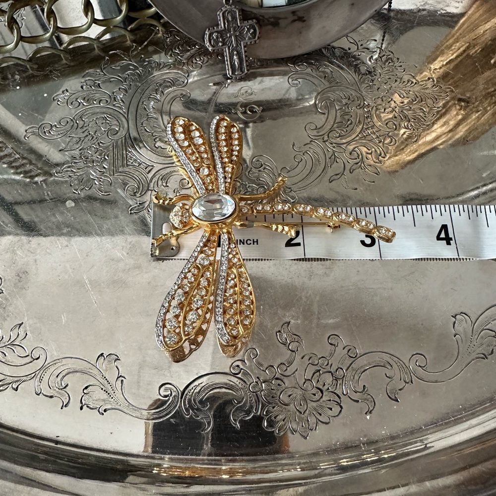 Large Gold Tone Dragonfly Brooch with Clear Crystals - Picture 4 of 7